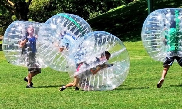 bubble football cadiz